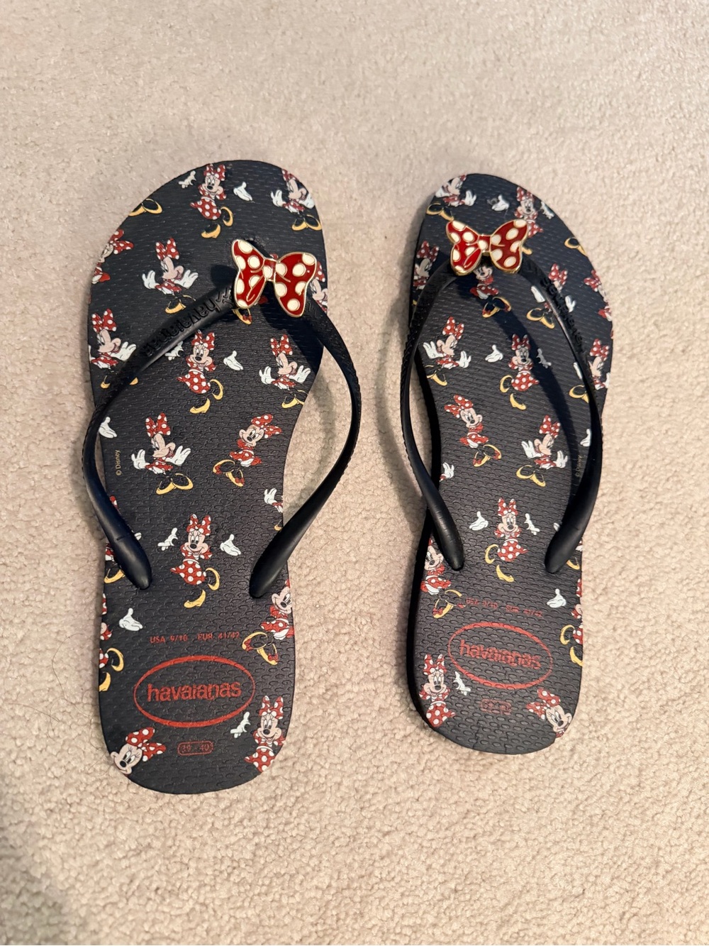 Havaianas Kids Black Flip Flops with Red Polka Dot Minnie Bows